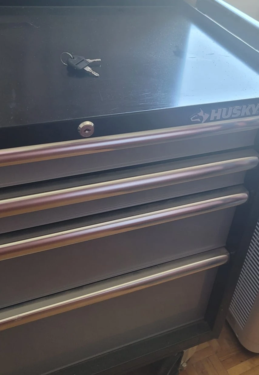 Husky 4-Drawer Rolling Tool Chest (empty)