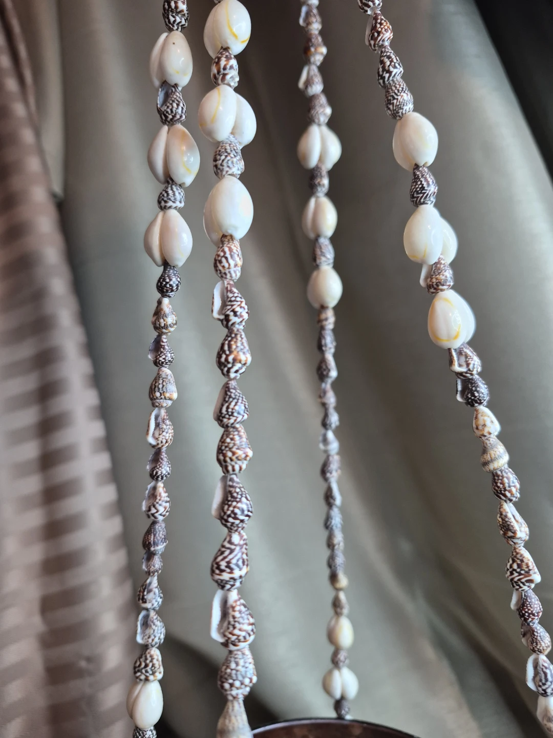 Beautiful 35" Plant Ceiling Etc. Hanger made of Shells - photo 5