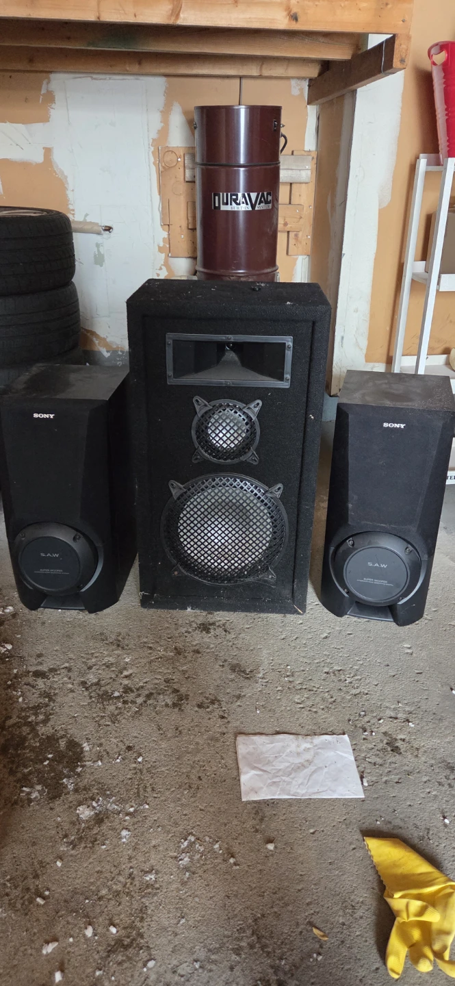 Sony S.A.W. Super Woofer Speakers