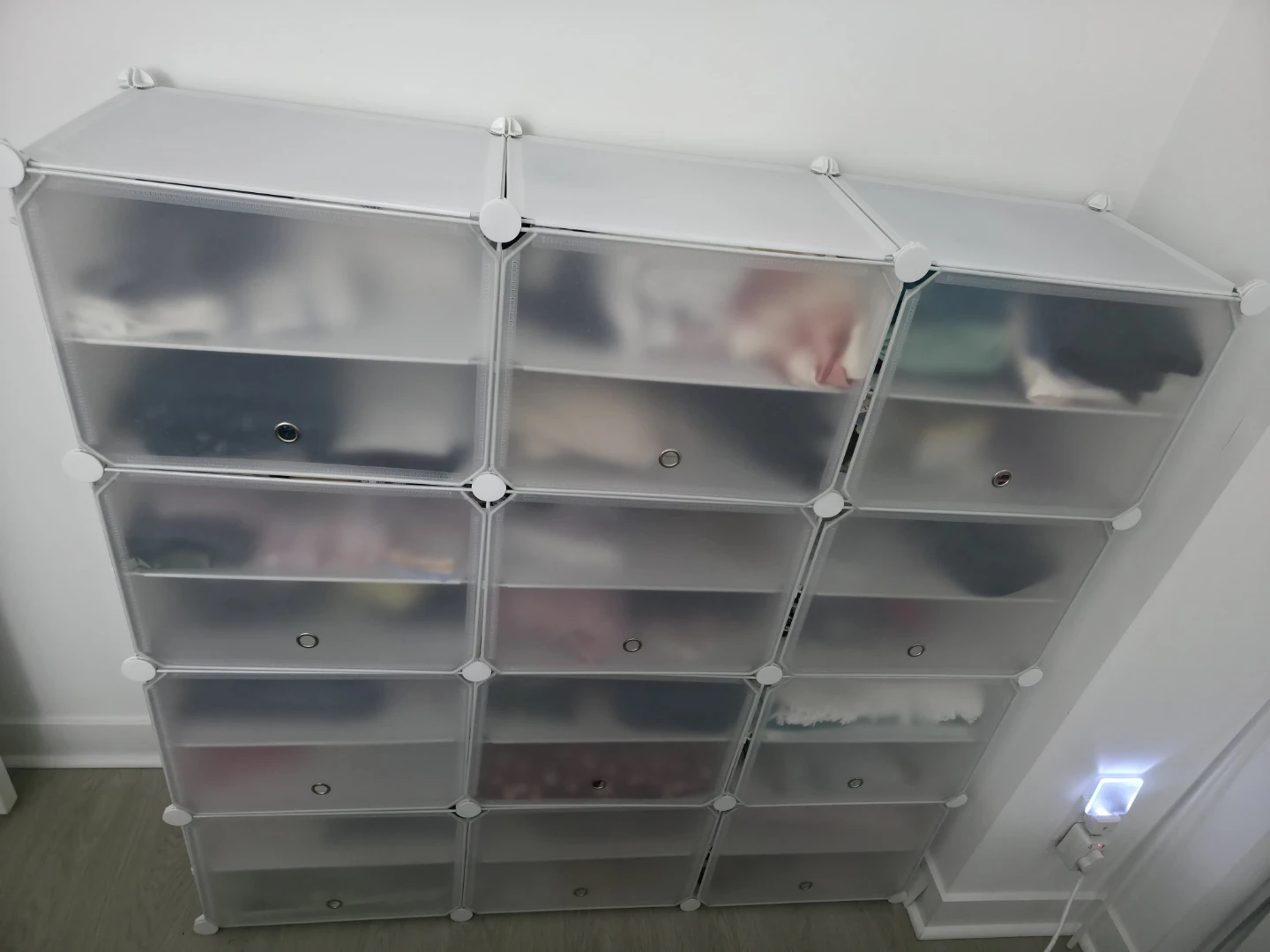 Cube Storage Shelf Unit