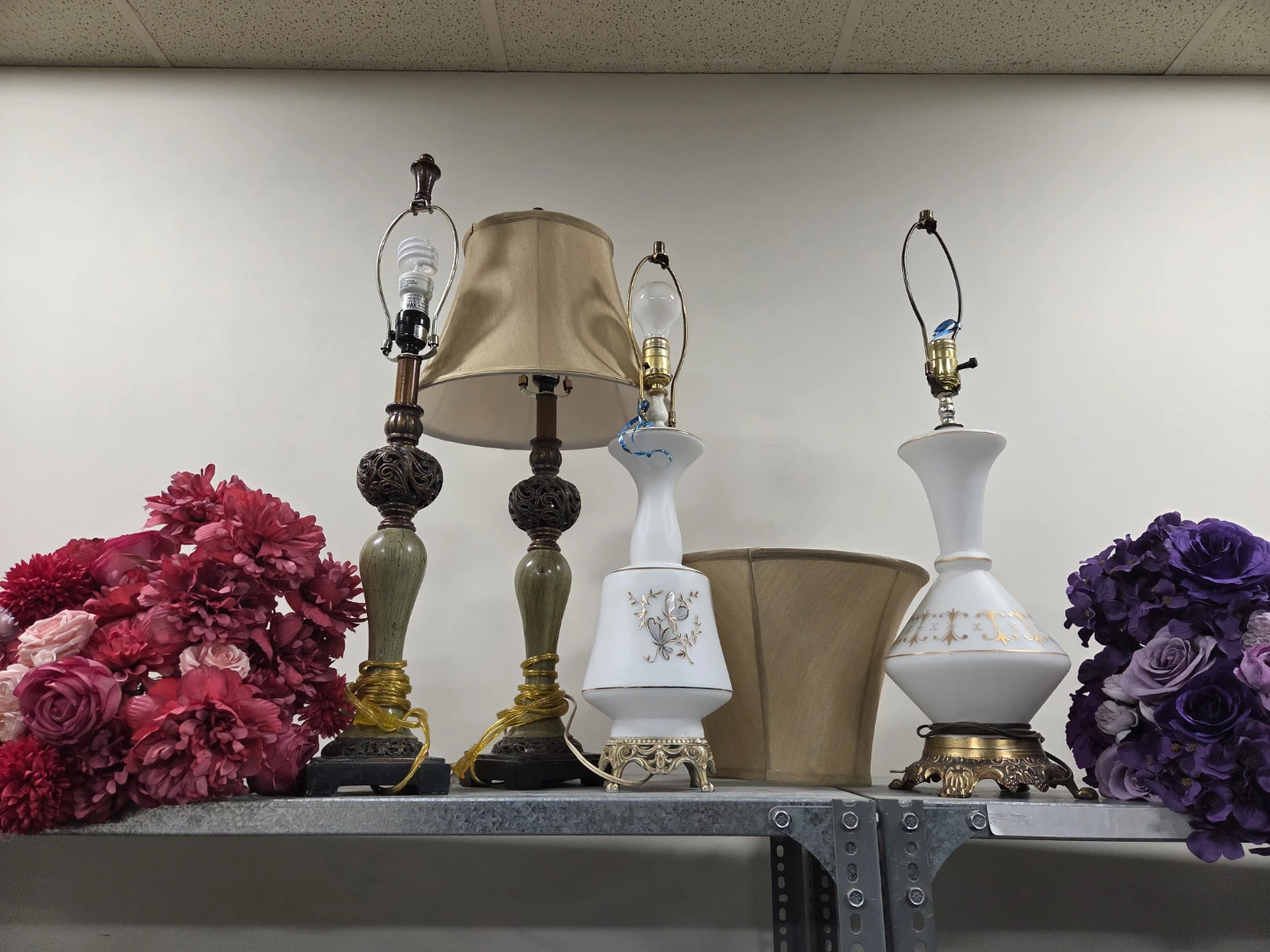 Assorted Table Lamps - photo 4