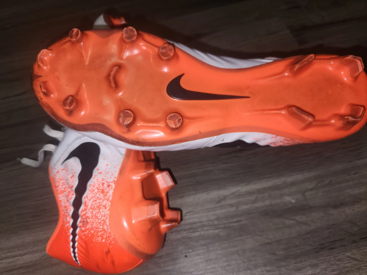 Nike Football Cleats White/Orange size 10.5US - photo 2