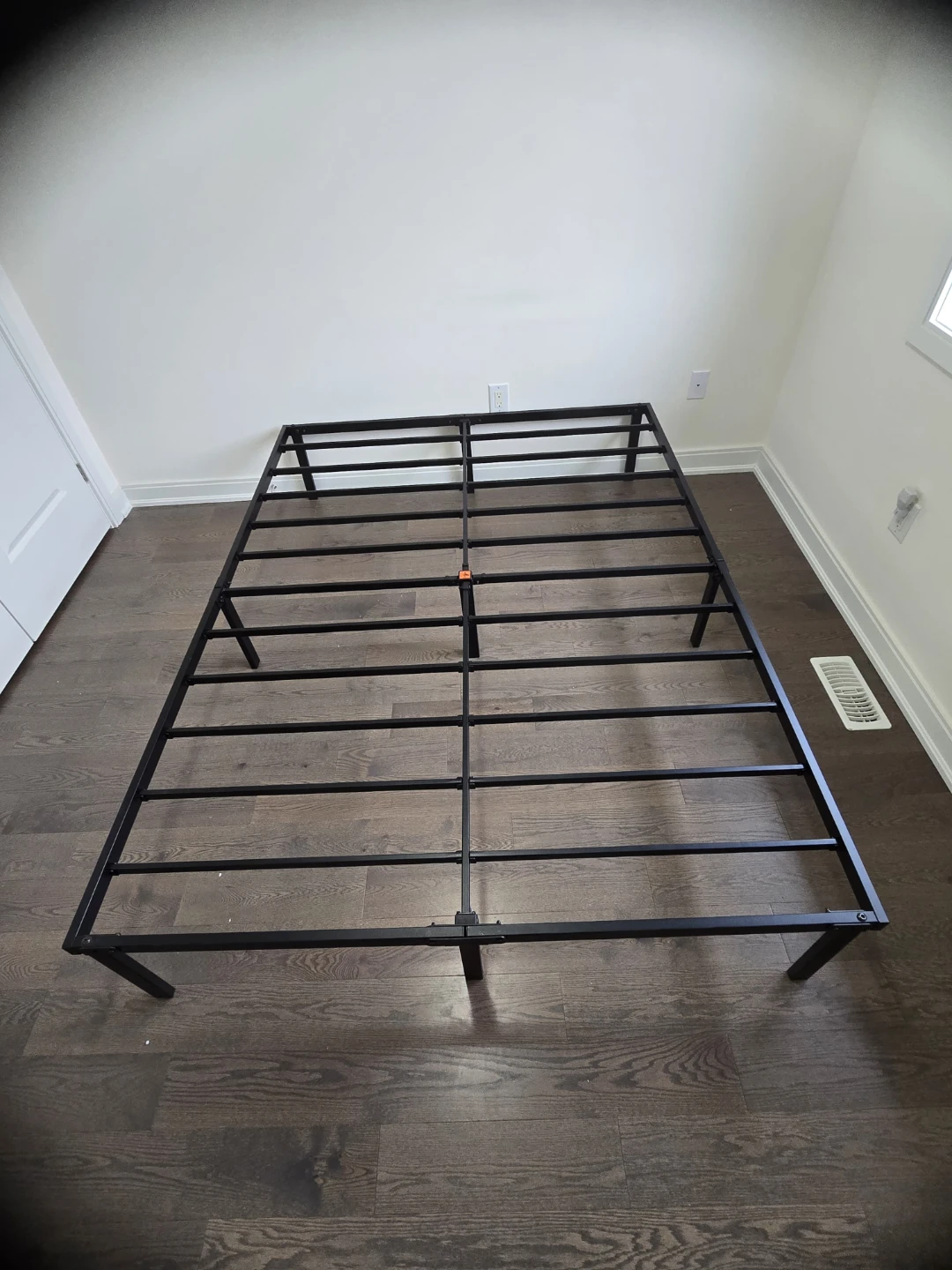 Queen Metal Bed Frame (Black) - photo 4
