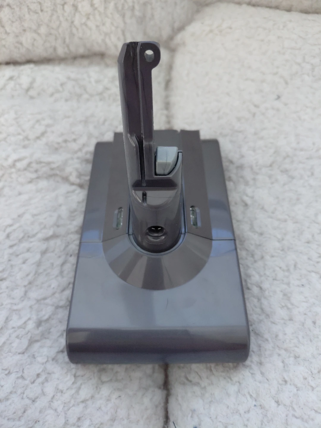 Dyson SV10 Vacuum Cleaner Battery