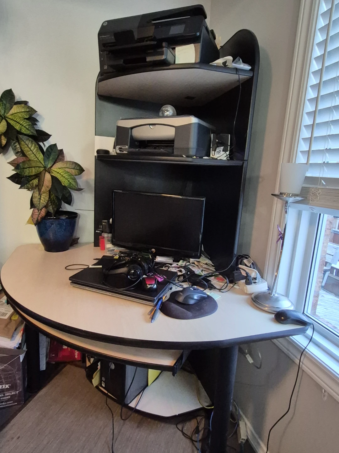 Corner Desk