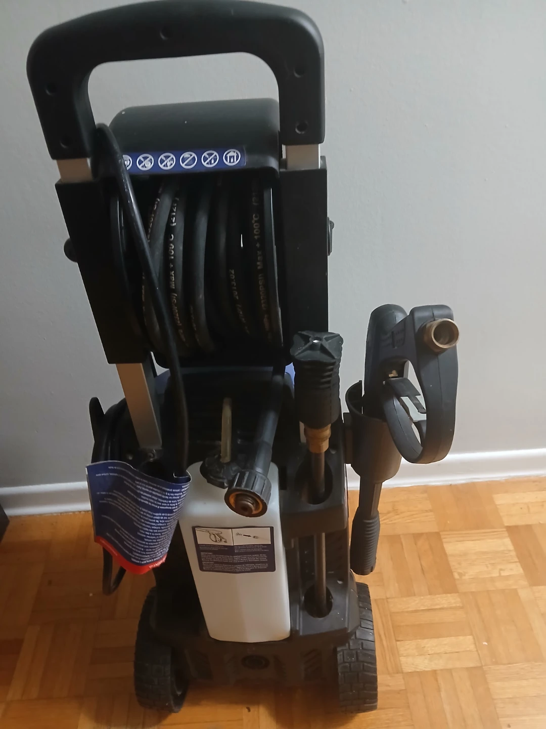 Simoniz 2000 PSI Pressure Washer - photo 2