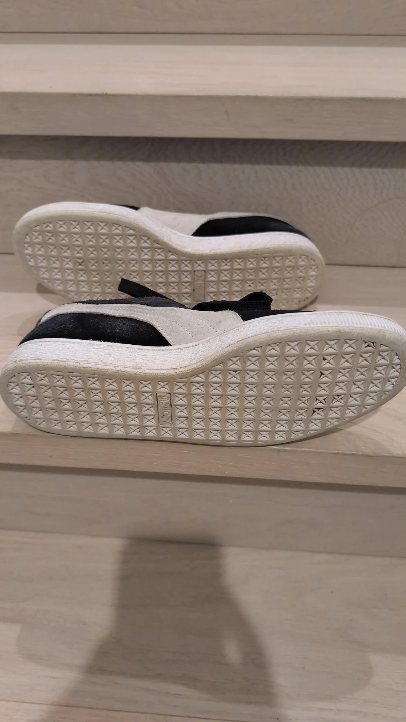 Puma Suede Black & White Shoes - Size 10 - photo 3