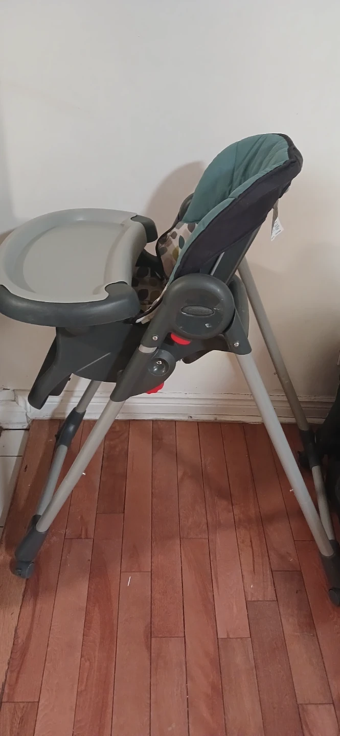 Graco High Chair - photo 2