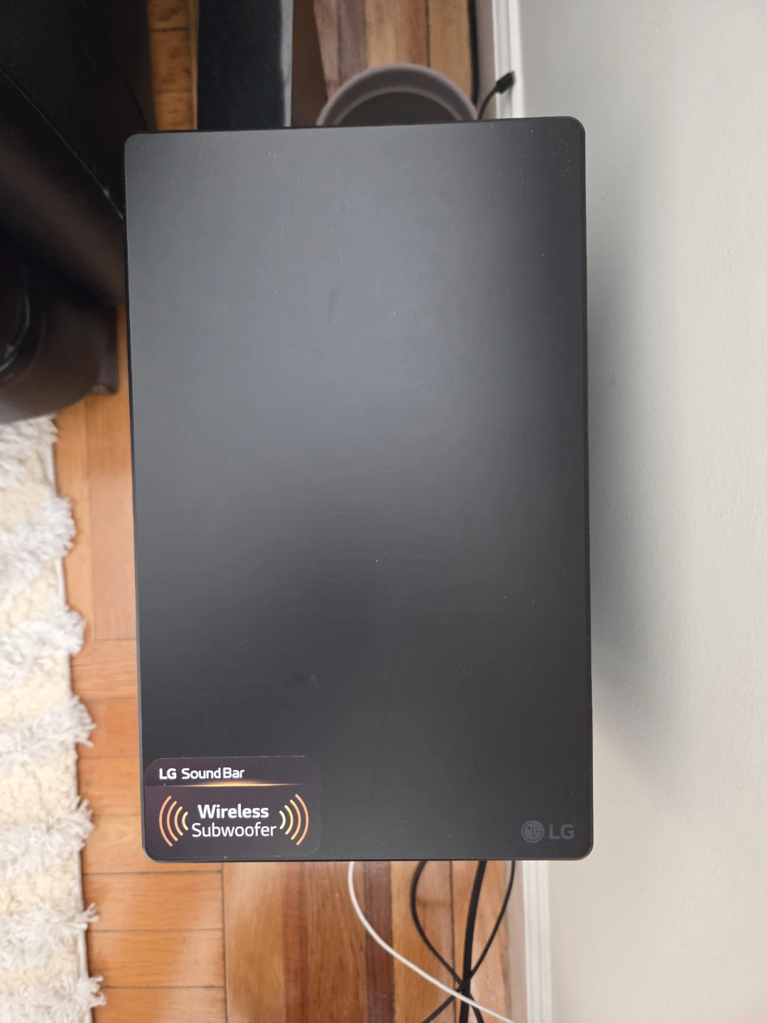 Smart TV and sound bar with Rear Speaker kit - photo 5