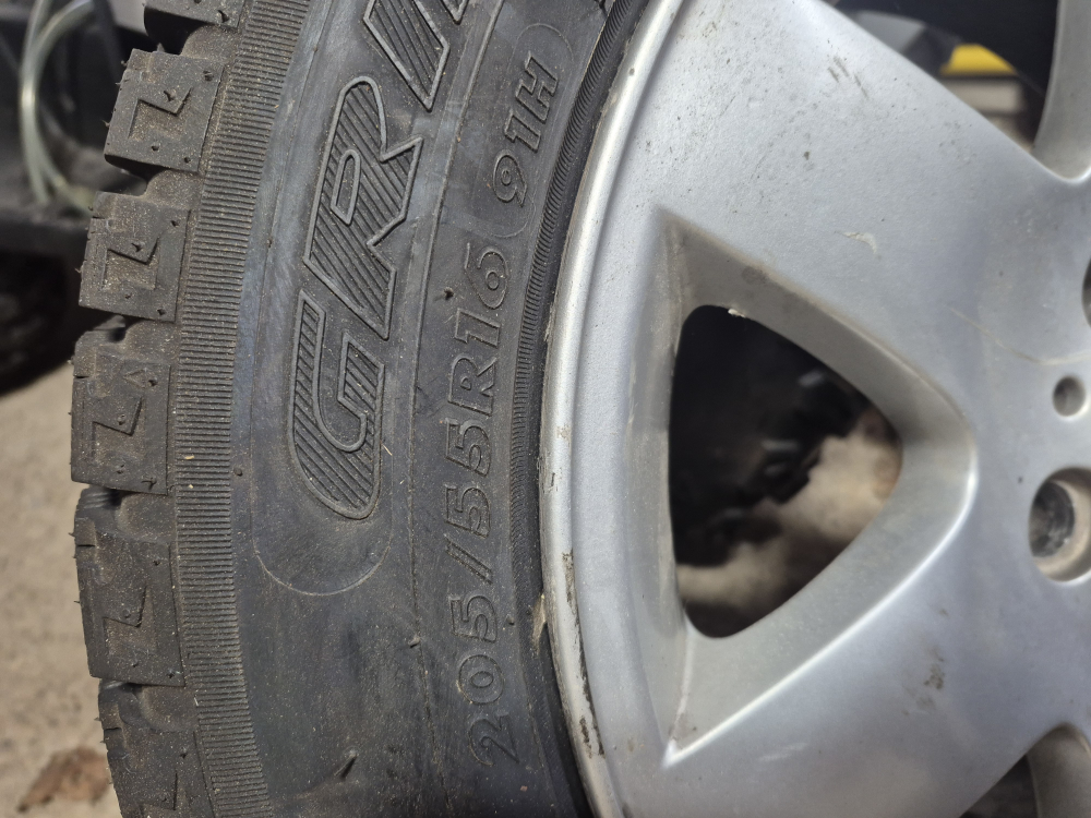 BMW Winter Tire and Rim - photo 4