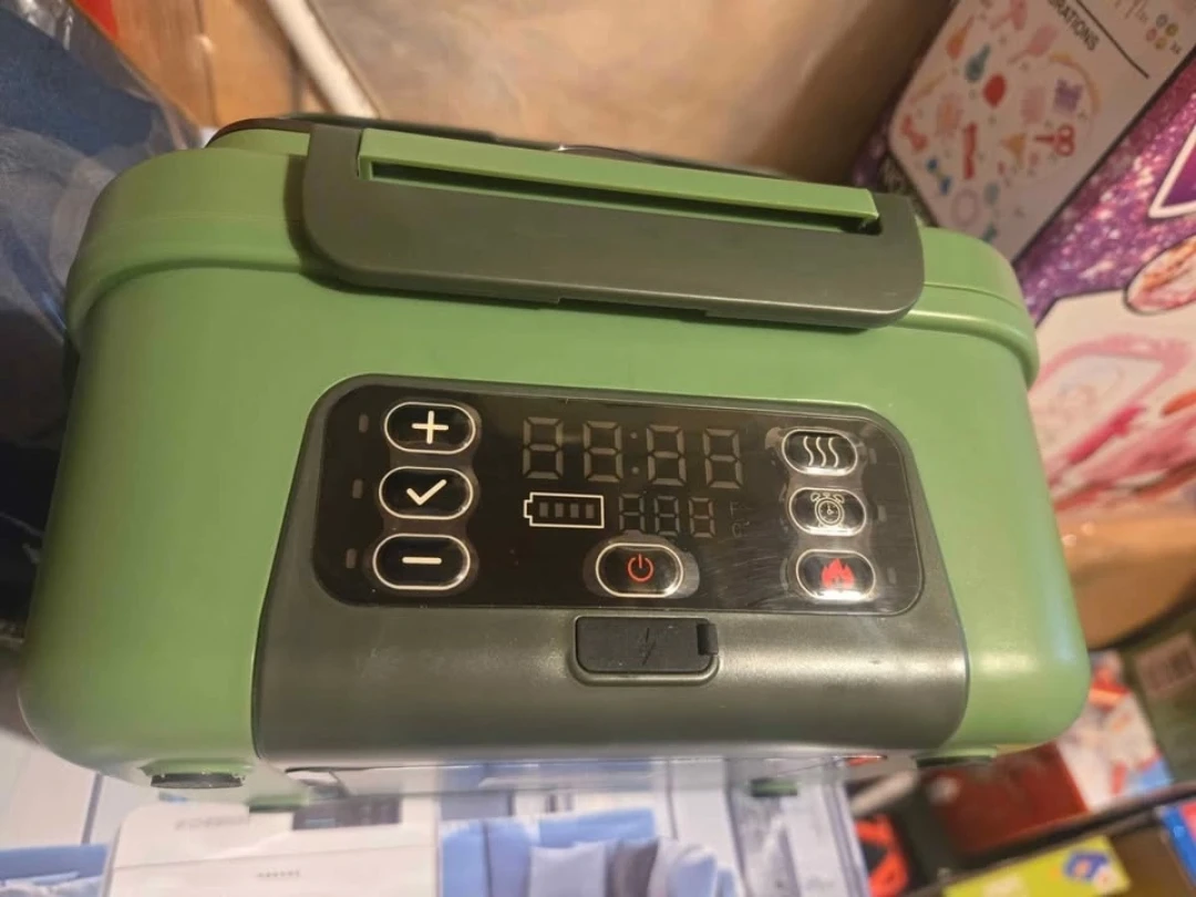 NEW - Electric Heated Lunch Box