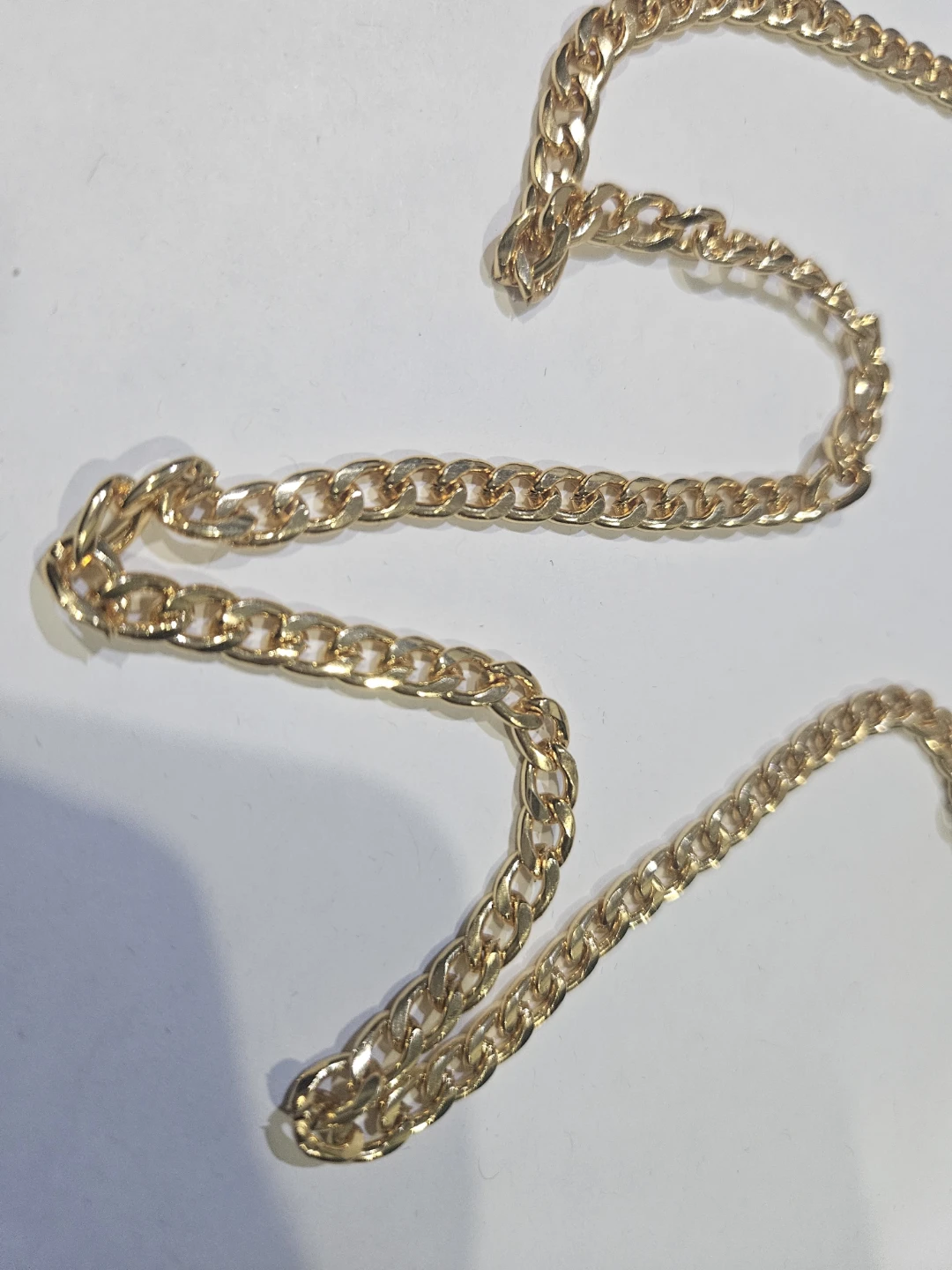 24" Gold Tone Chain Necklace 24k gold plated - photo 3