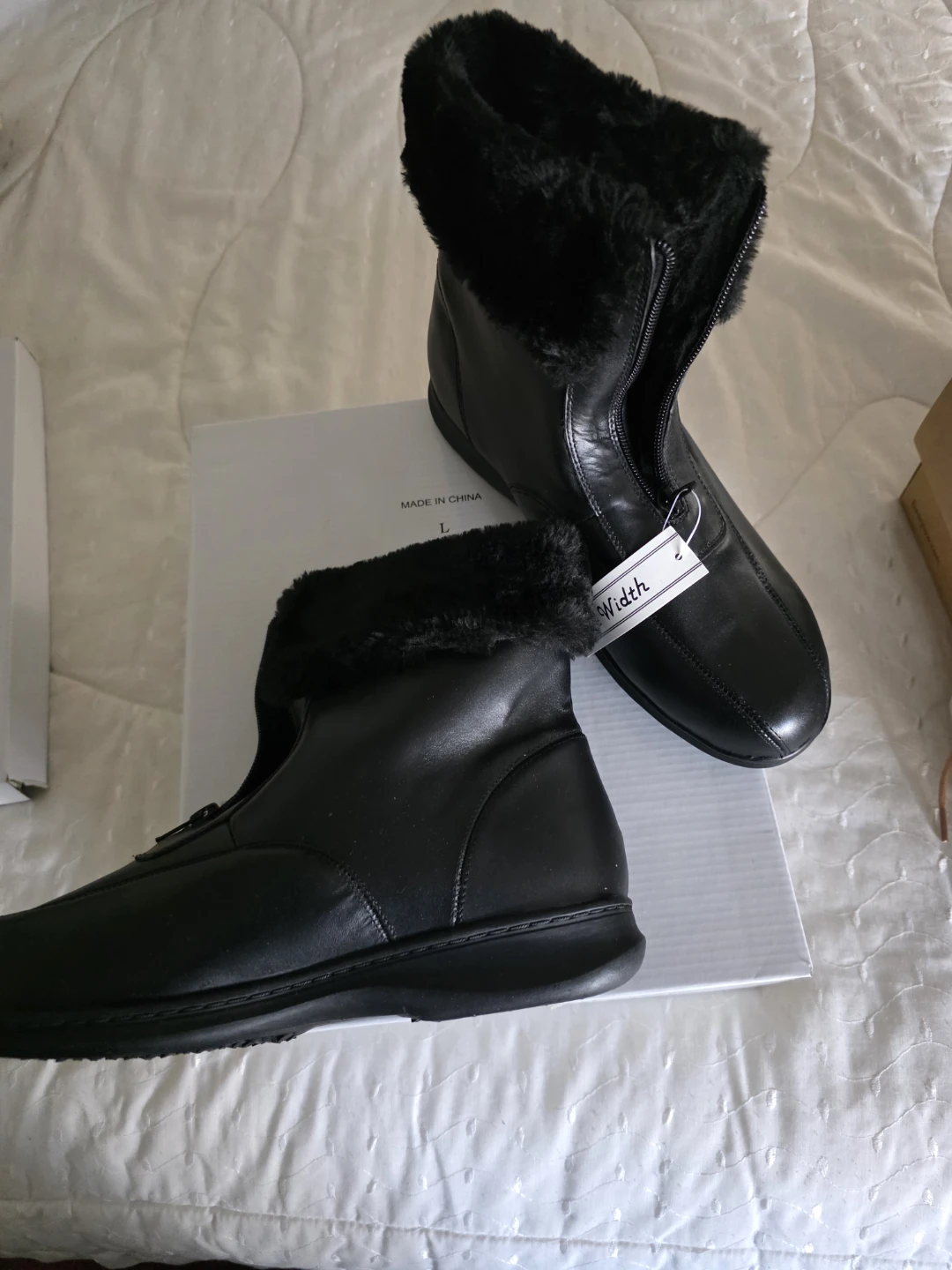 Black Faux Fur Lined Zipper Boots Size L