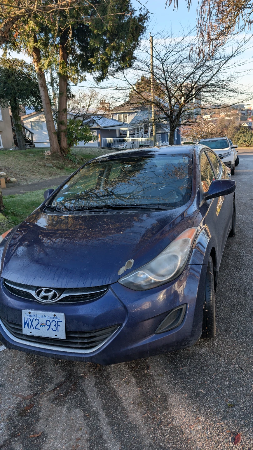 Used Blue Hyundai Elantra - photo 4