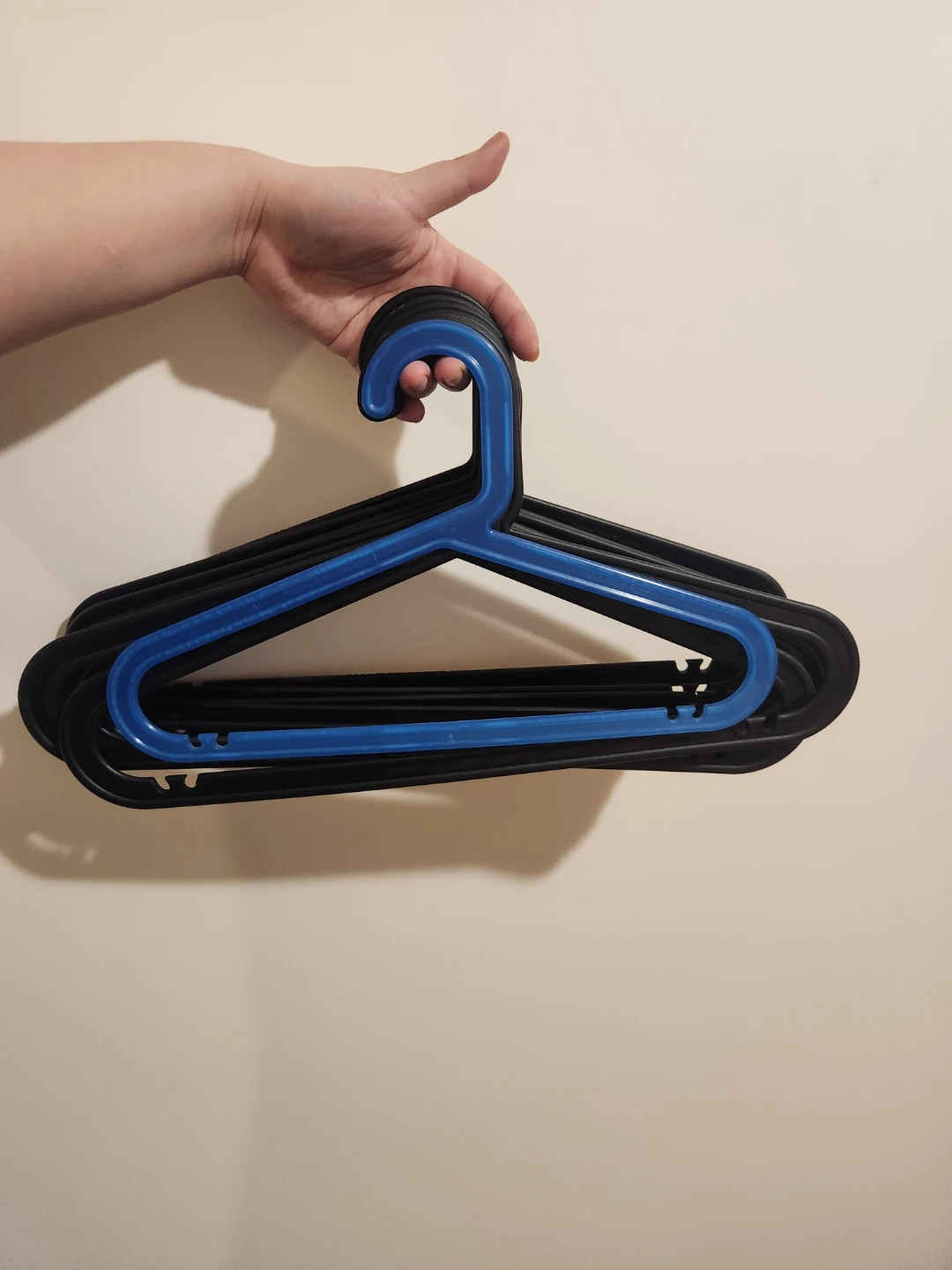 Free Ikea Clothes Hangers - photo 2