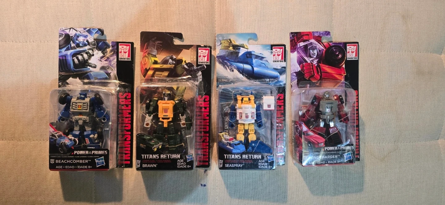 Transformers Titans Return  Action Figures Lot