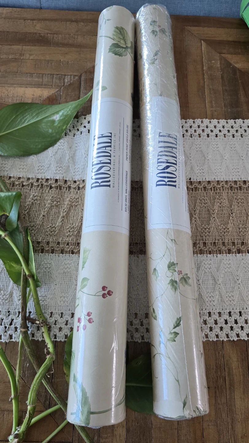 Rosedale Wallpaper Roll - Floral Vine Design