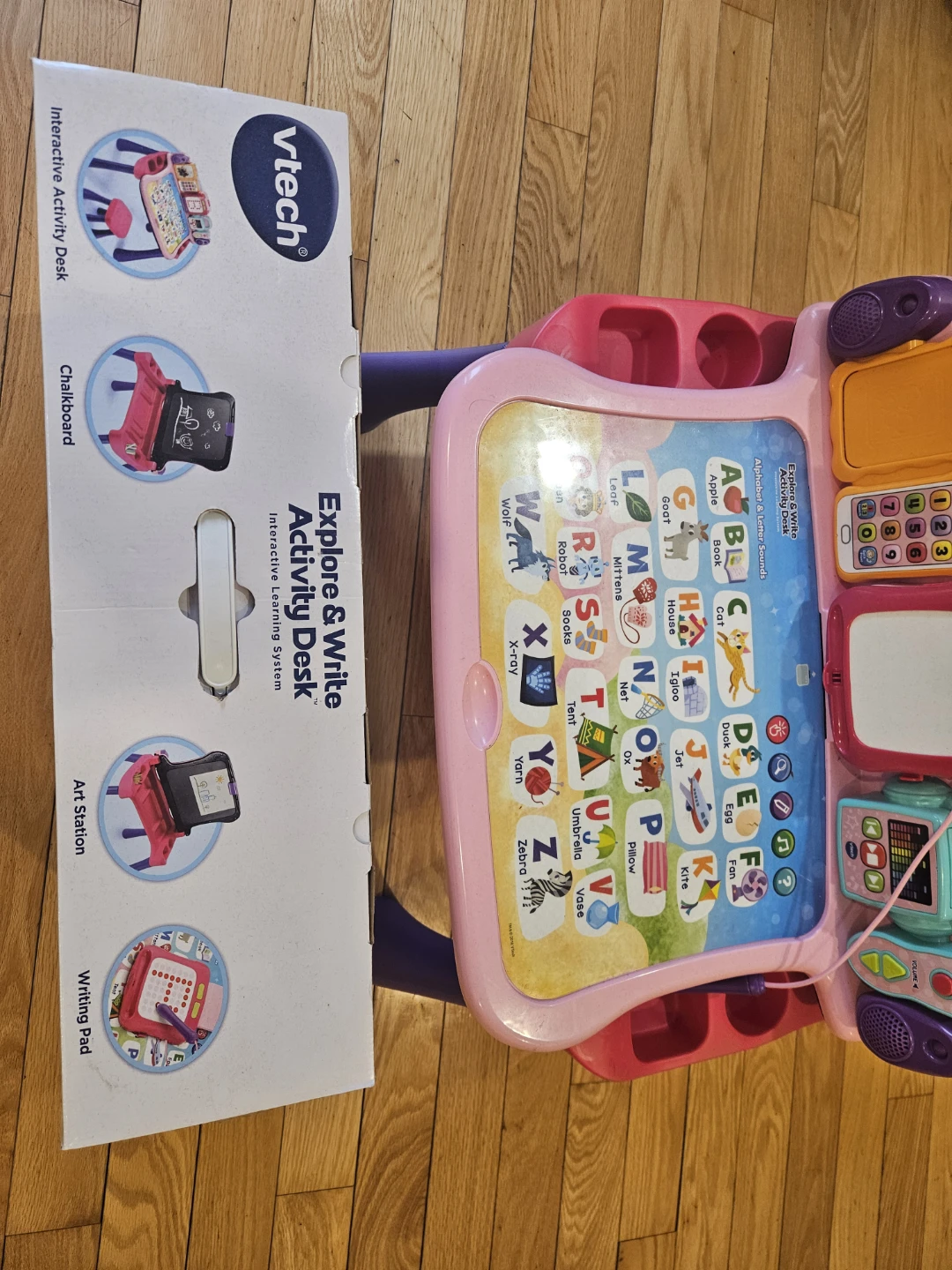 VTech Explore & Write Activity Desk - 4-in-1 - photo 2