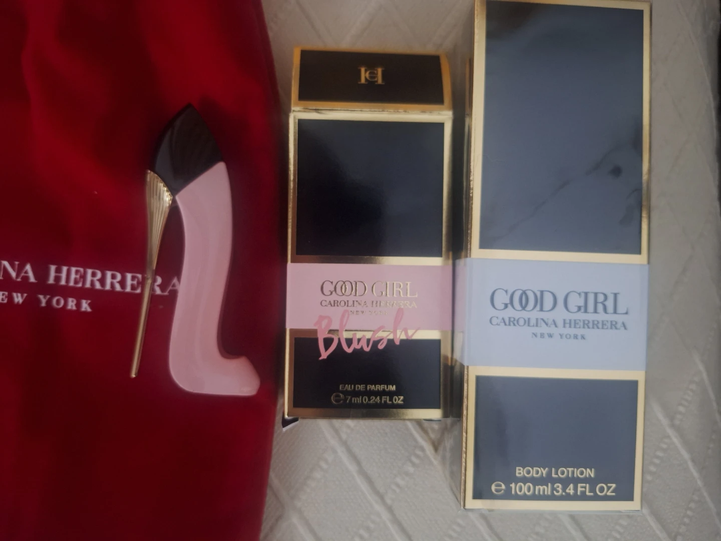 Carolina Herrera Good Girl Blush Perfume Set