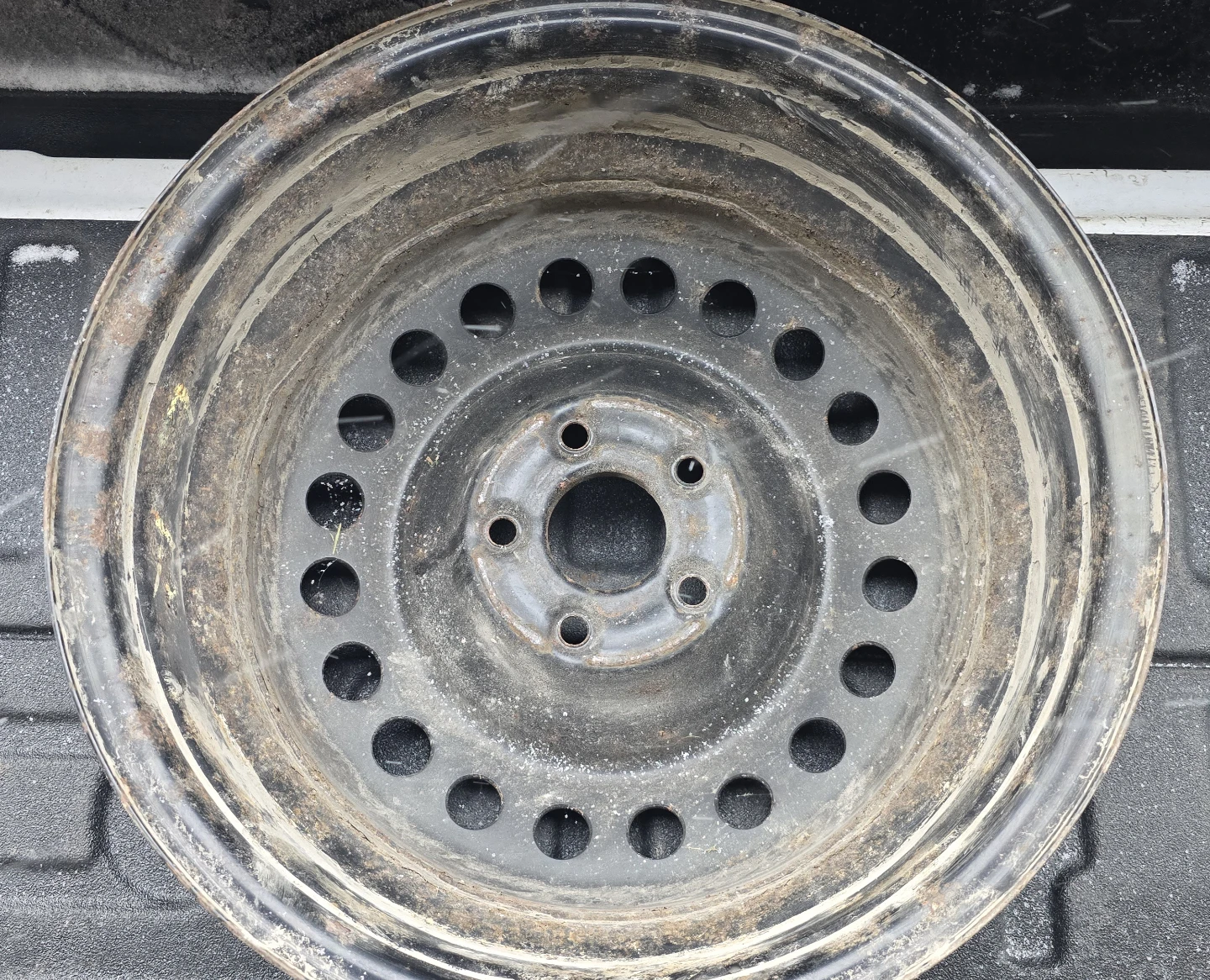 Four OEM Nissan Rogue Steel Wheel Rims D7KA 17 inch 2014 to 2020
