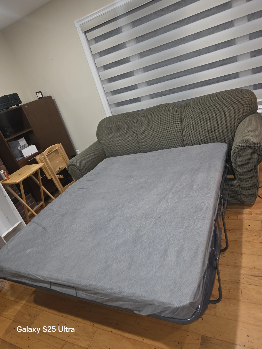 Pull Out Sofa Bed with Cushions - photo 3