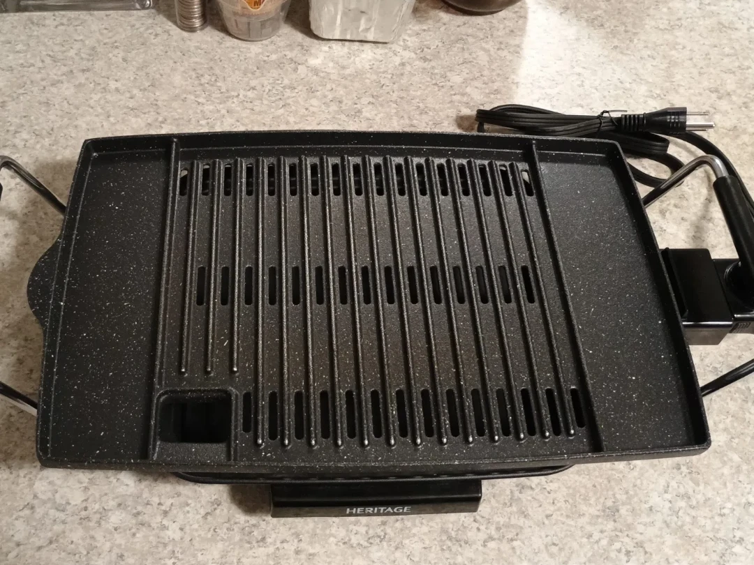 Heritage Electric Grill - Like New!