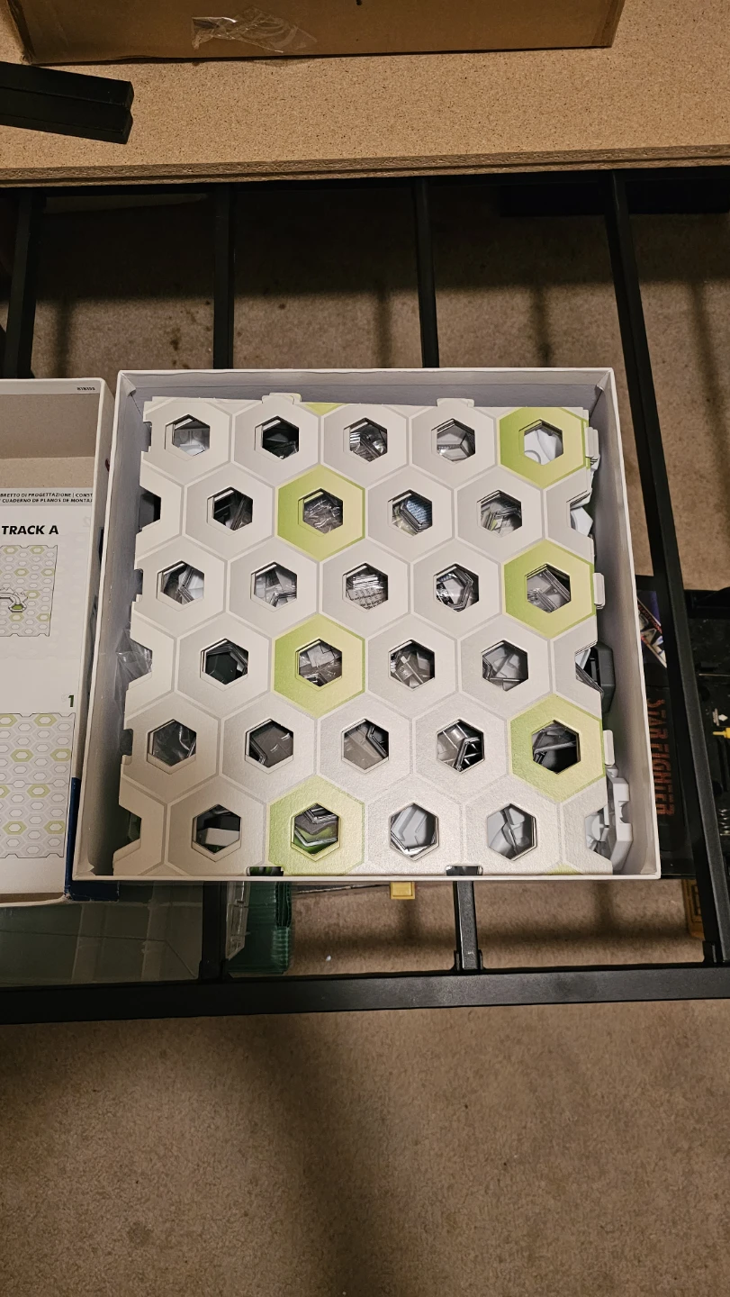 Gravitrax Starter Set - Interactive Track System Like New - photo 3