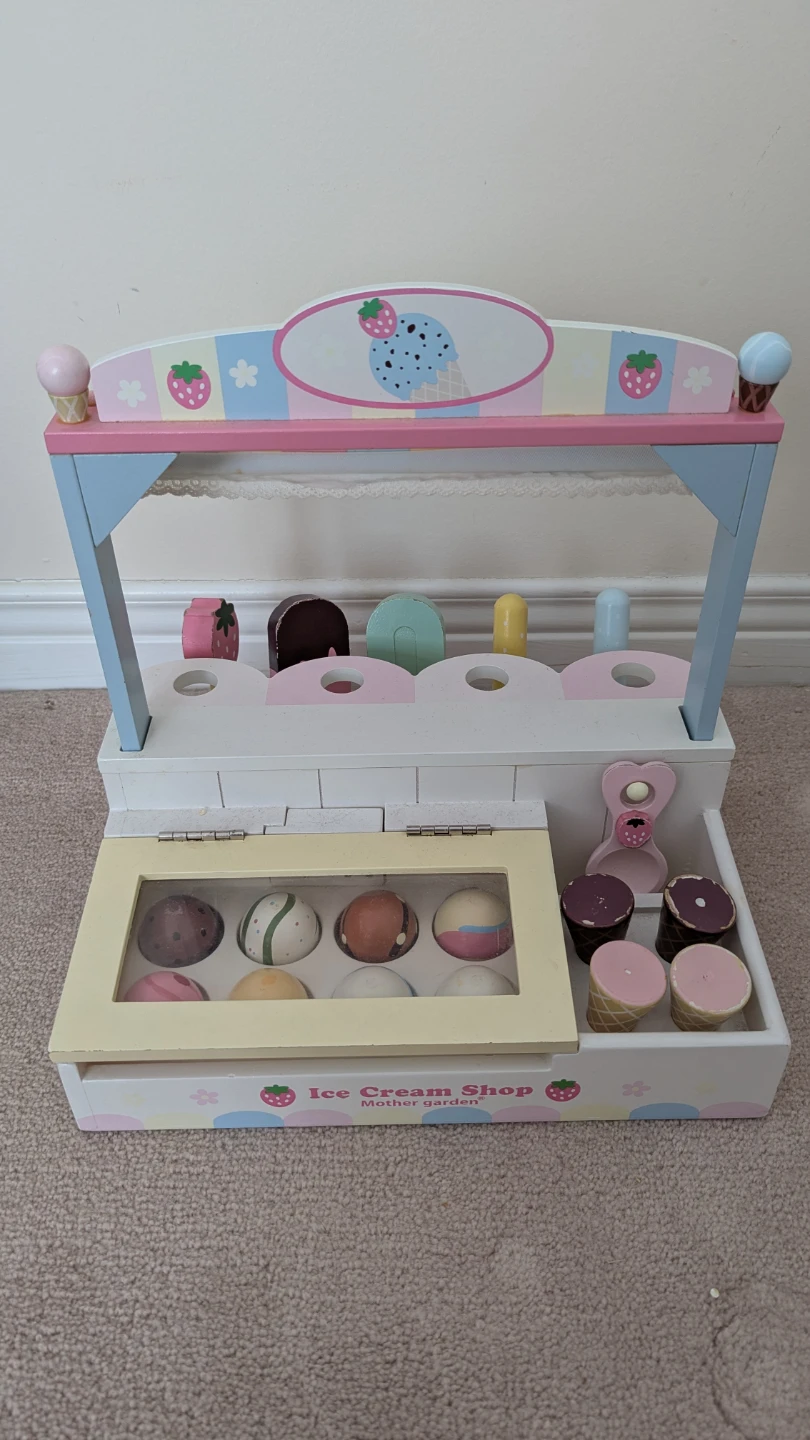 Wooden Ice Cream Shop Toy
