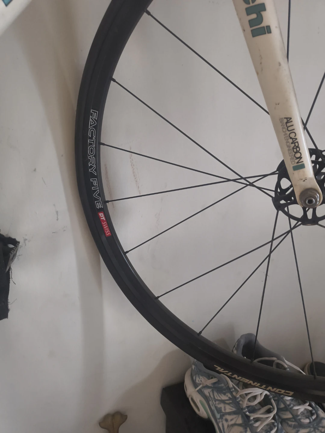 Bianchi "Super Pista" Fixed Gear Road Bike - photo 4