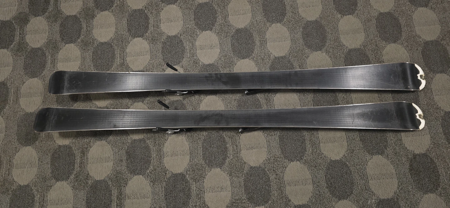 First One" Skis + SL 100 - photo 5