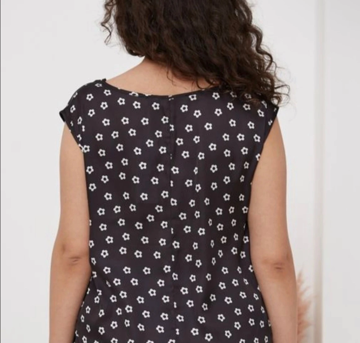 Cristina B Black Patterned Sleeveless Top XXL - photo 3