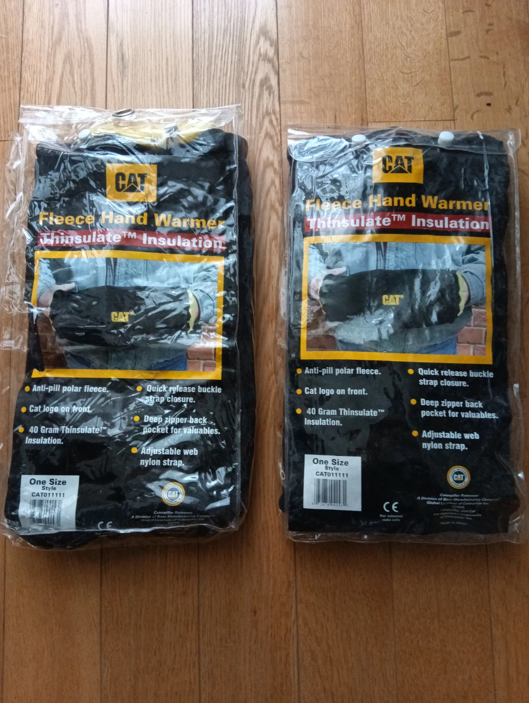 New CAT Fleece Hand Warmer Thinsulate Insulation
