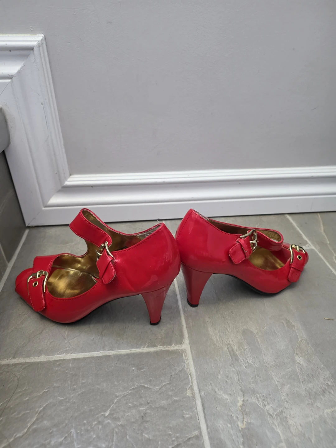 Town Shoes Red Heels - Size 7 - photo 4