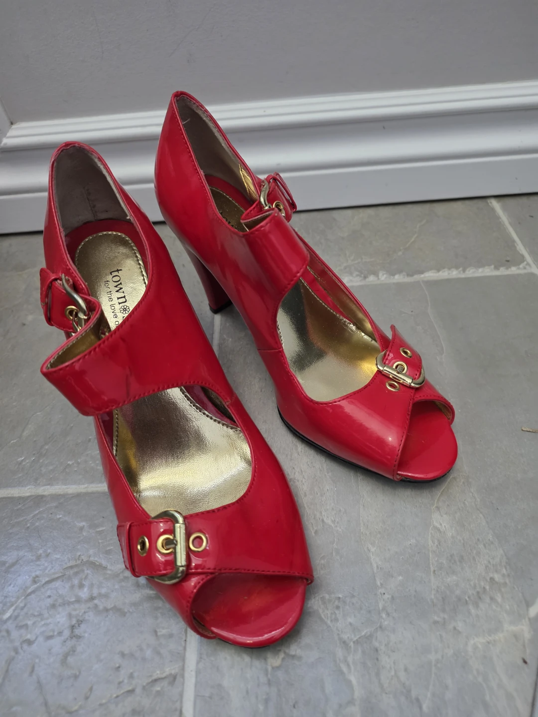 Town Shoes Red Heels - Size 7 - photo 5