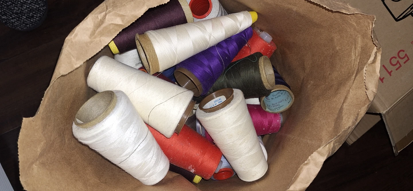 Bag of Assorted Thread Spools