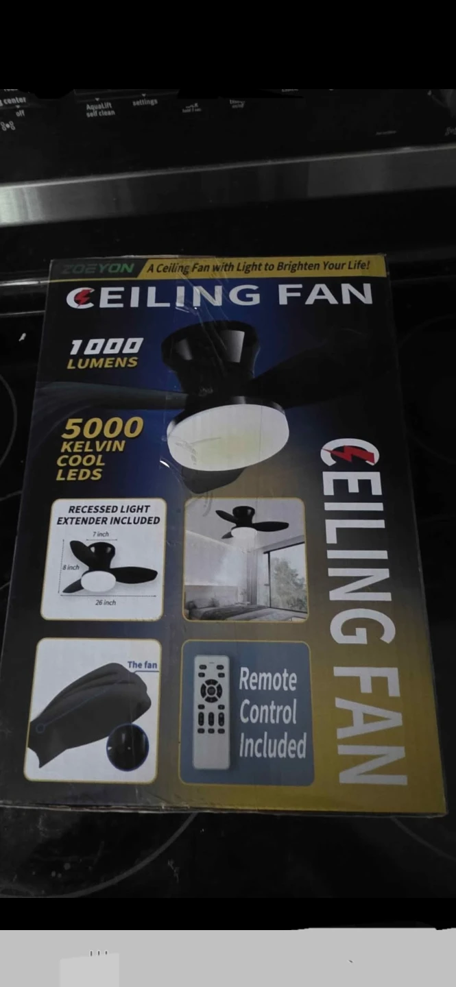 Deyon 26-inch Ceiling Fan with Light and Remote Control BNIB