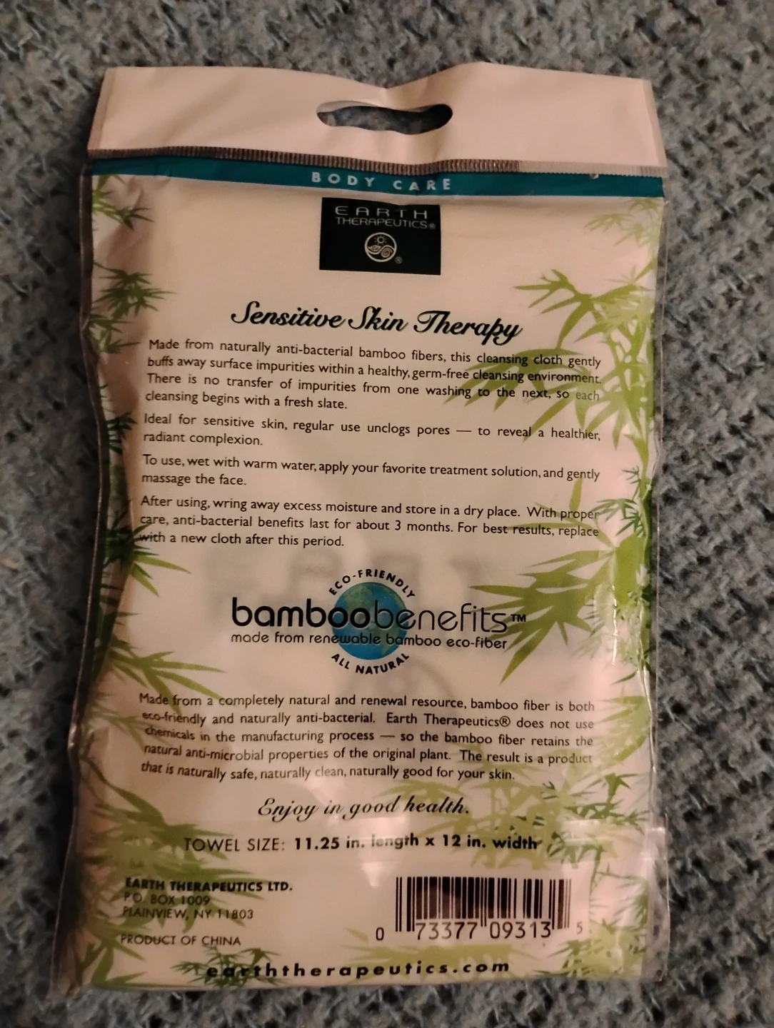 EARTH THERAPEUTICS ANTI-BACTERIAL COMPLEXION TOWEL - photo 2