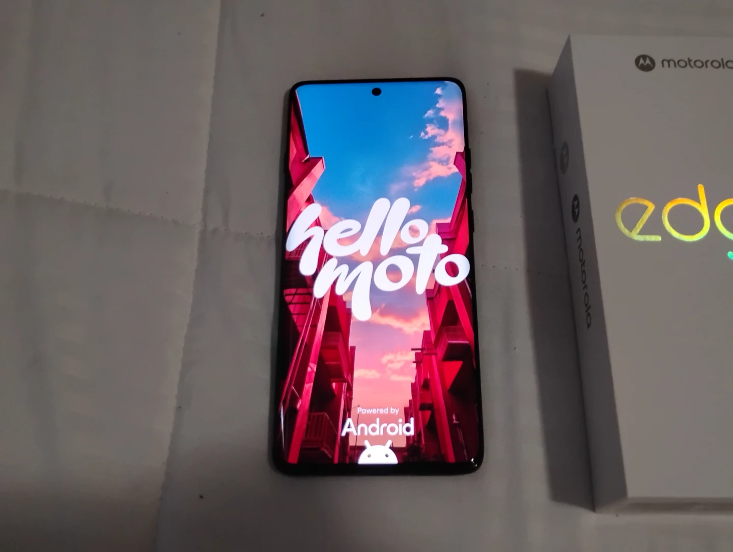 Motorola Edge 256Gb 2025 - Brand New 🧡 - photo 2