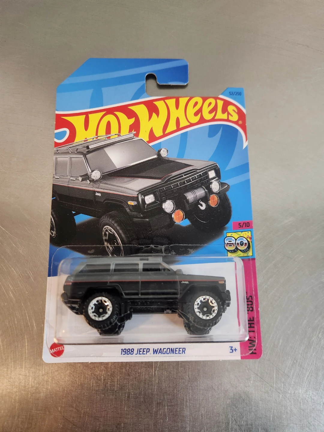 Hot Wheels 1988 Jeep Wagoneer Die-Cast Vehicle