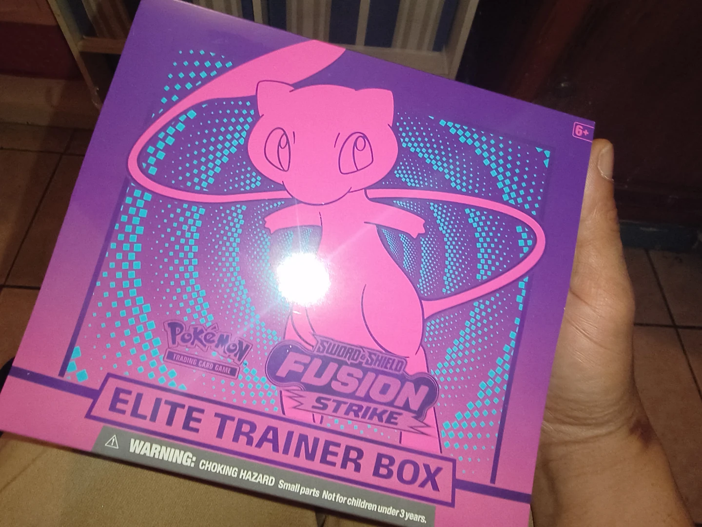 Pokemon Sword & Shield Fusion Strike Elite Trainer Box