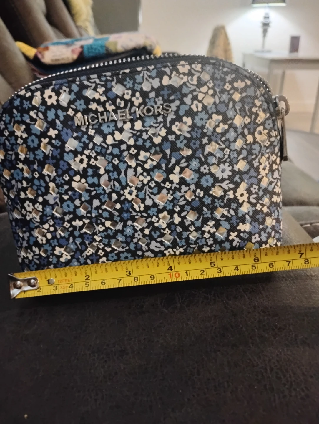 Michael Kors Floral Dome Cosmetic travel pouch 🥕 - photo 3