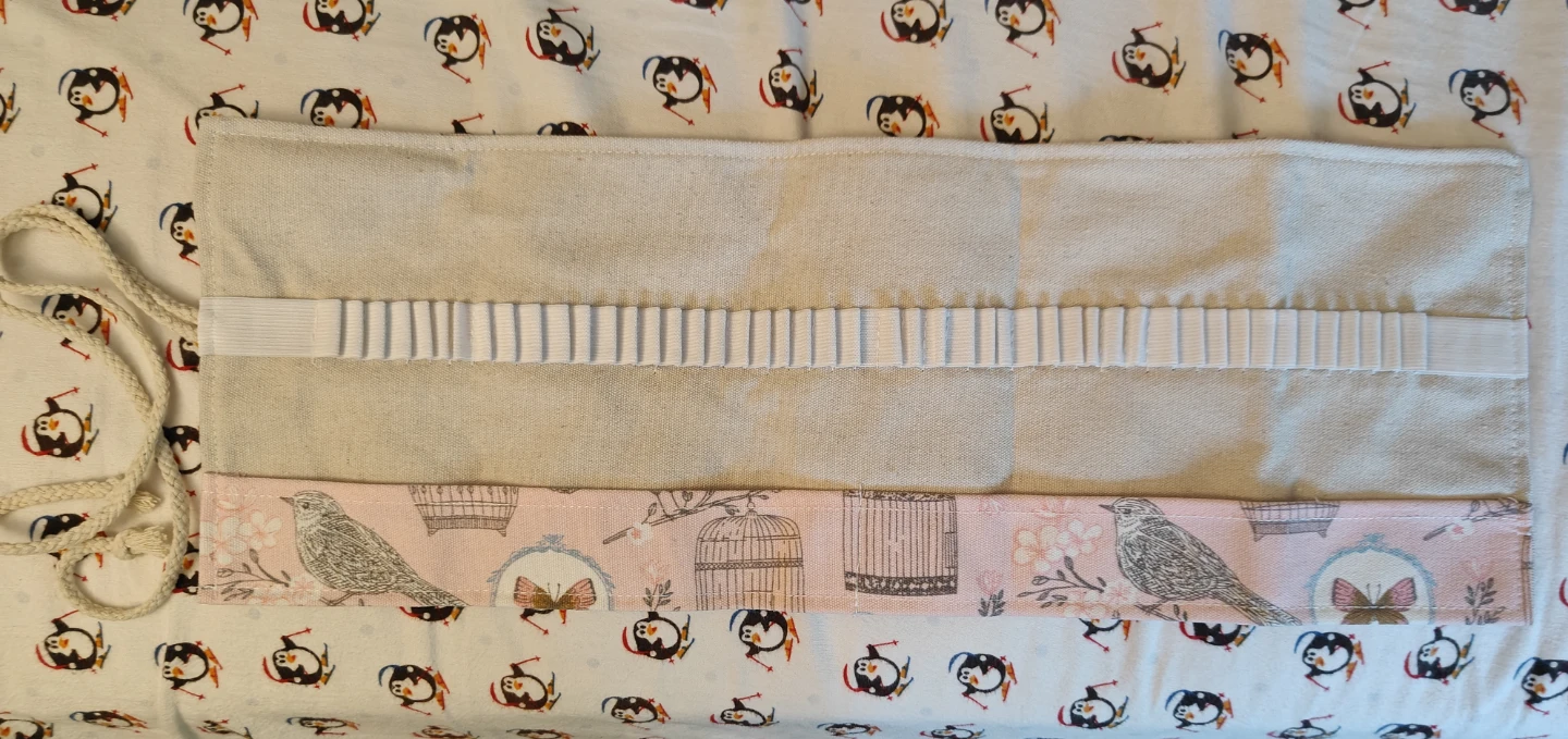 Fabric pencil roll case 🧡💖 - photo 3