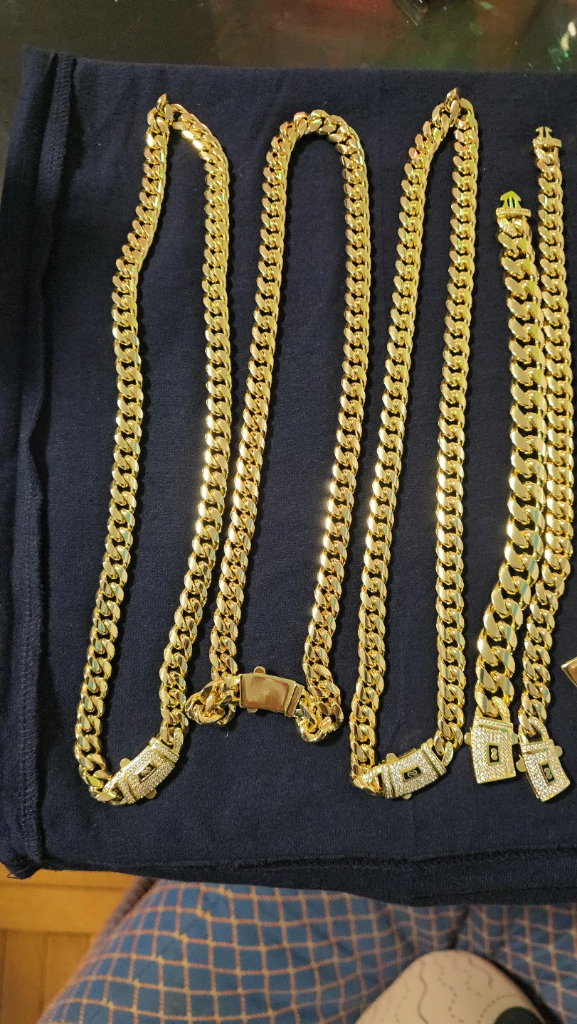 Gold Chain and Bracelet Set - photo 2