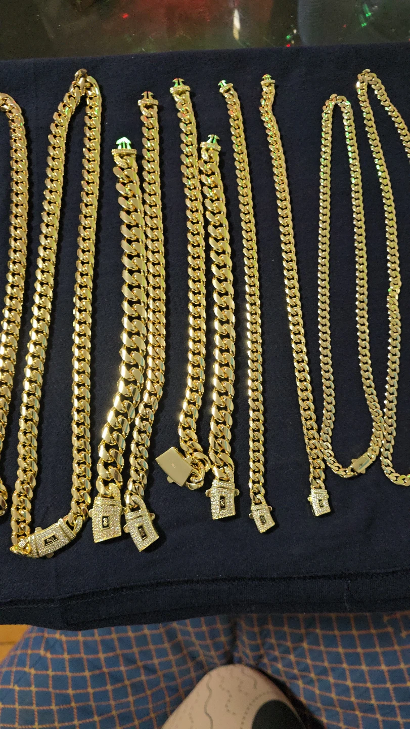 Gold Chain and Bracelet Set - photo 4