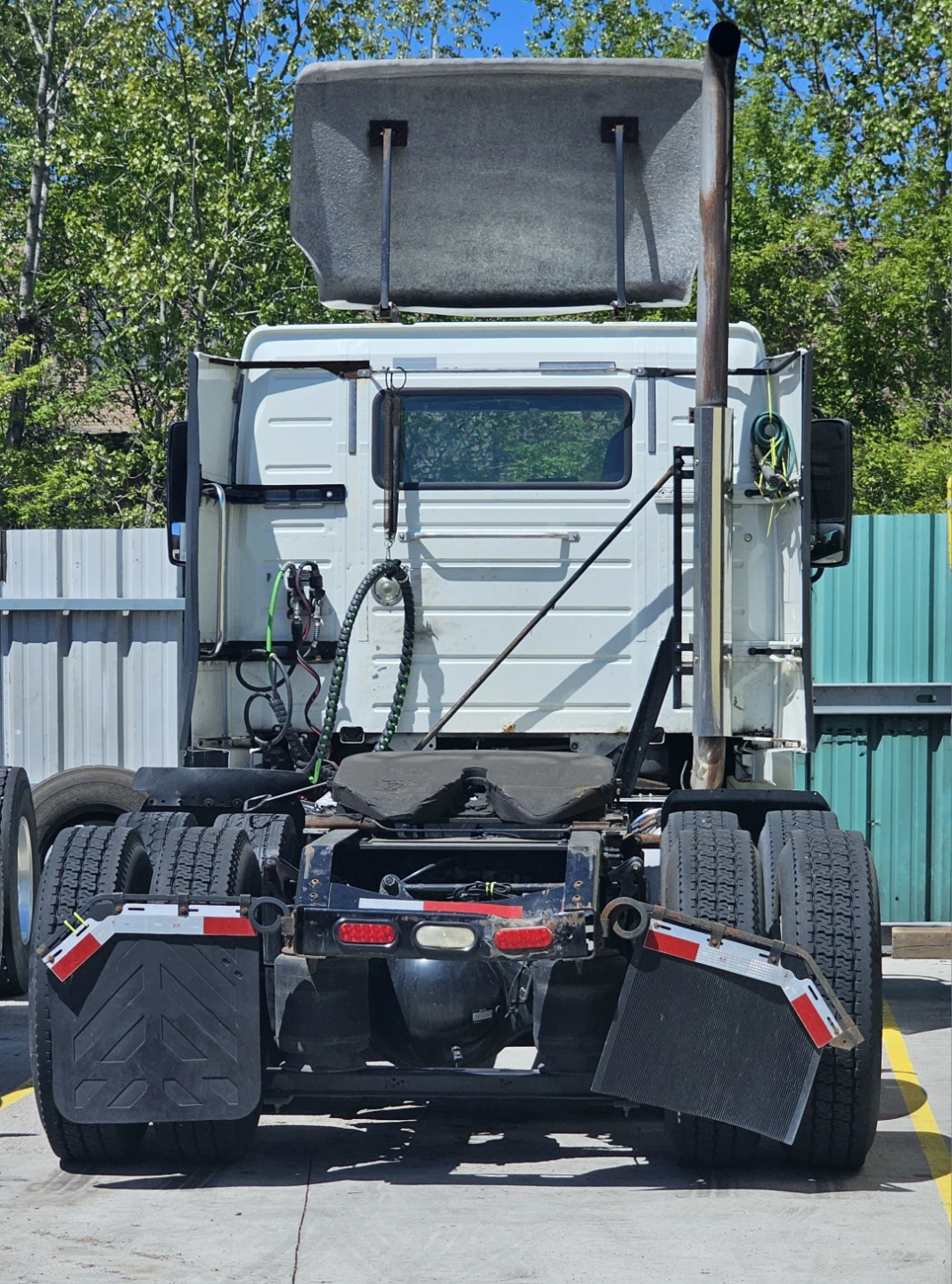 Semi truck - photo 5