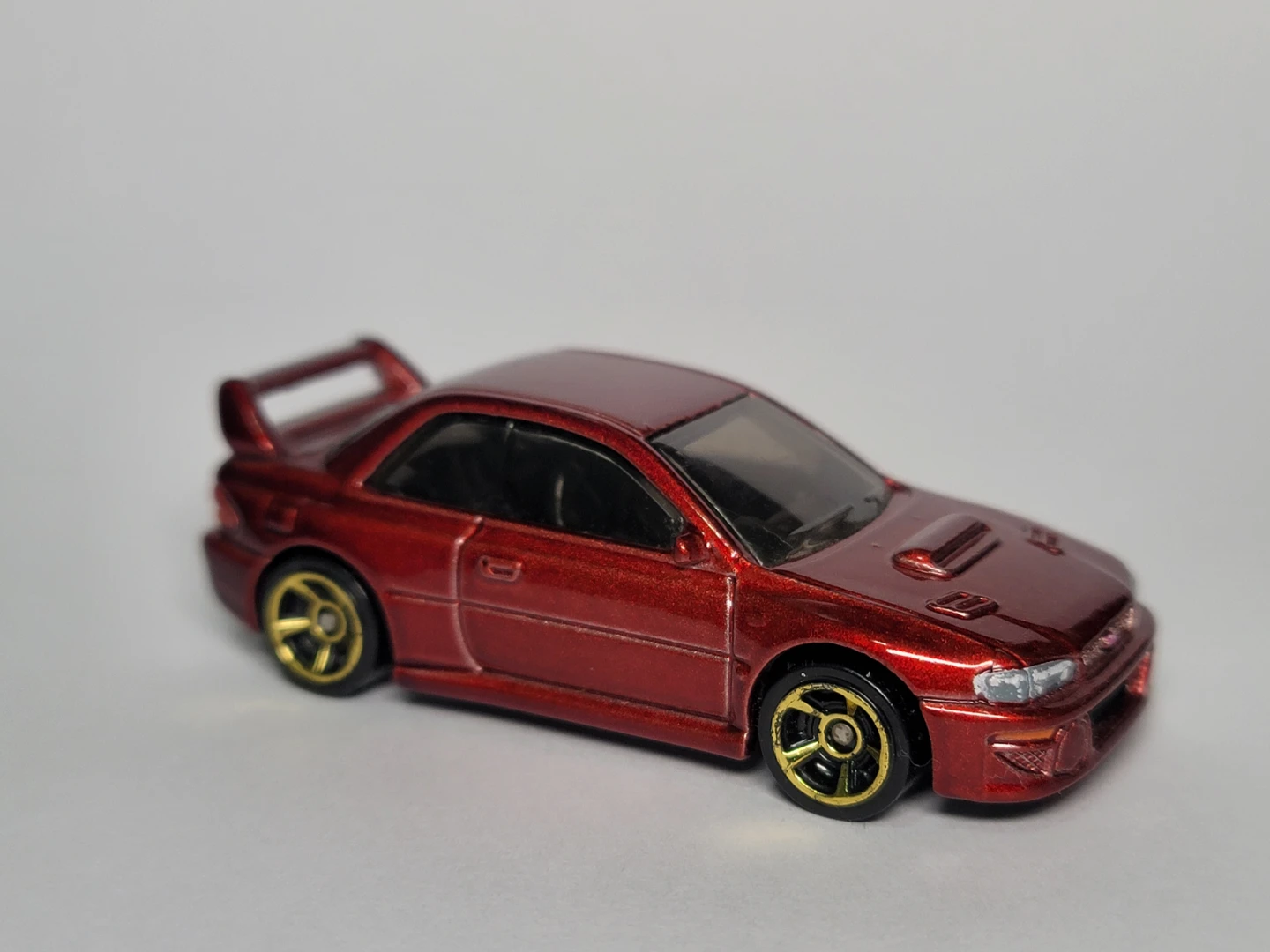 Hot Wheels '98 Subaru Impreza 22B STI-Version