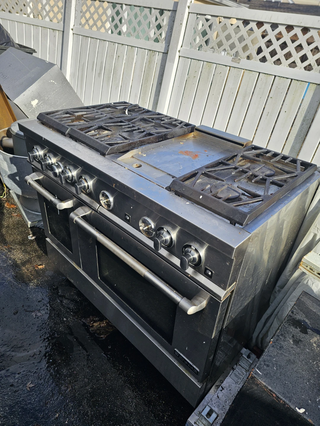 Maytag 6 burner stove