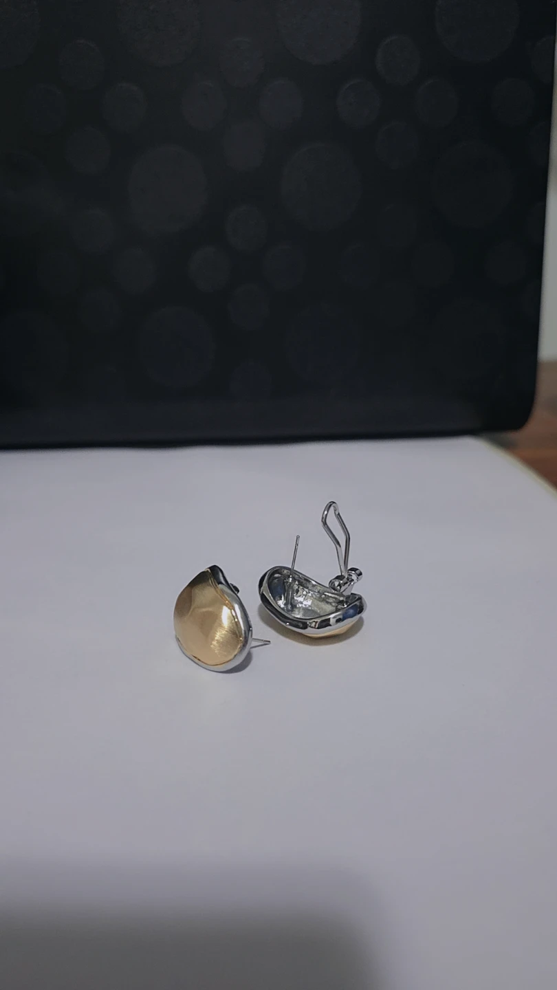 Gold Tone Earrings - photo 2