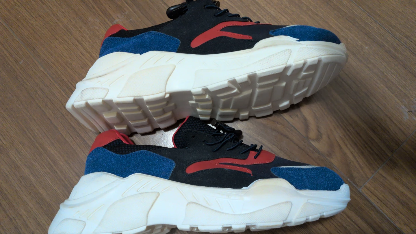 Brand New Men's Sneakers size 10.5 - photo 4