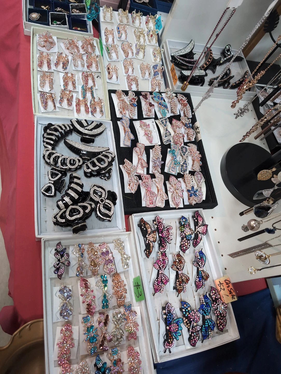 Hair clips $3 each